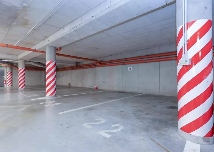 Adamick Place In City Centre With Free Parking Apartmán