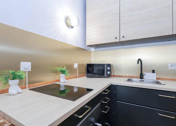 Adamick Place In City Centre With Free Parking Appartement