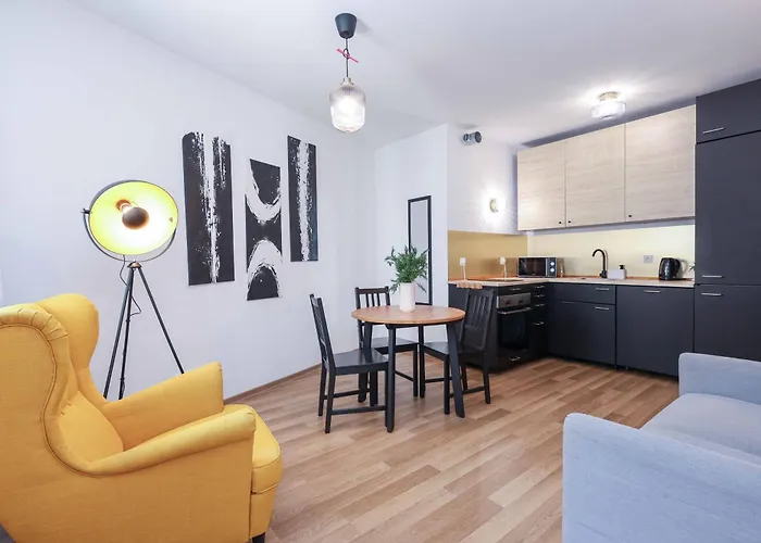 Adamick Place In City Centre With Free Parking Bratislava