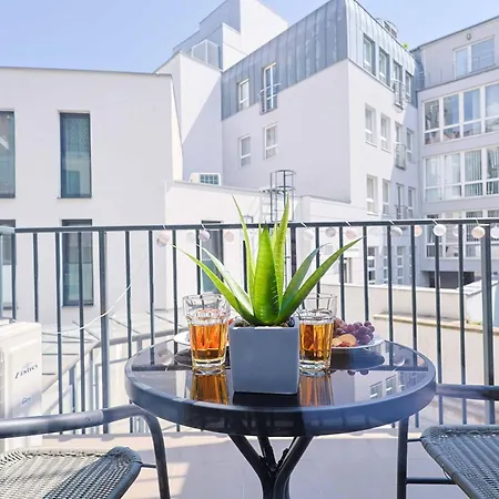 Adamick Place In City Centre With Free Parking Bratislava